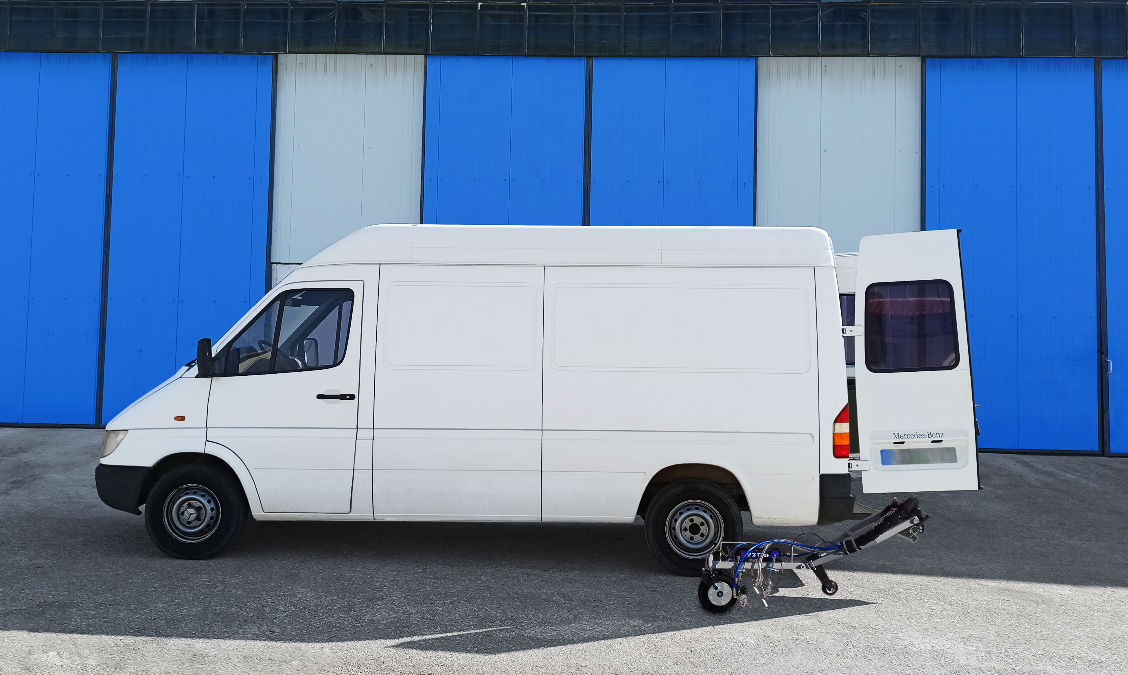 truck mounted road marking kit vezos roadmaster 2.5 - line striping van - road marking van